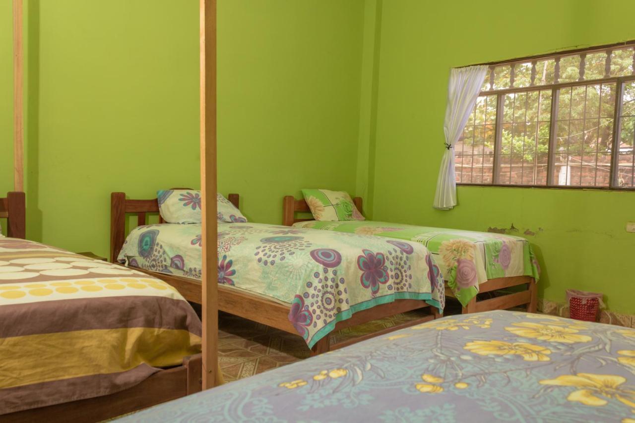 Perezoso Hostel Rurrenabaque Esterno foto